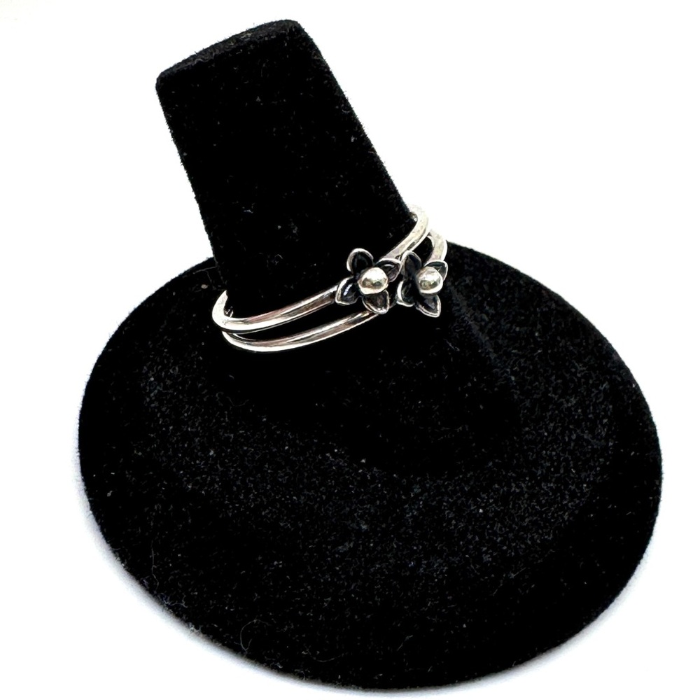 Dainty Sterling Silver Floral Stacking Rings Set of Two Size 8
